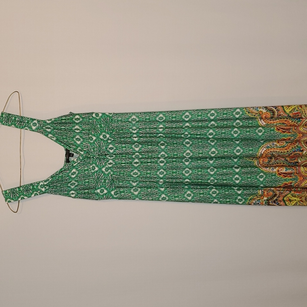 Spense Petite Small Emerald Green Jersey Maxi Dress with Colorful Paisley Print